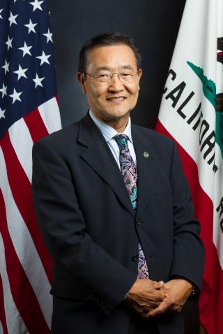 Picture of Senator Choi